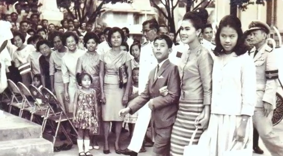 สารคดี รอยเสด็จแห่งพระเมตตา ณ แผ่นดินกาญจนบุรี